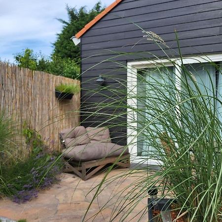 Luxe, sfeervol en ruimtelijk tiny house in het pittoreske Biggekerke Eksteriør bilde