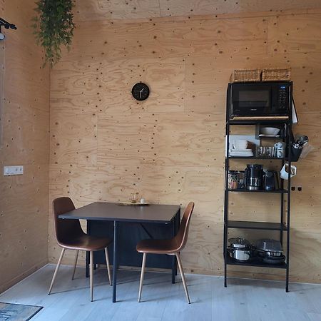 Luxe, sfeervol en ruimtelijk tiny house in het pittoreske Biggekerke Eksteriør bilde